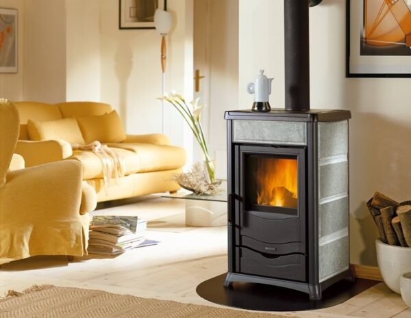 STUFA A LEGNA 'ROSSELLA PLUS' KW.8- NORDICA EXTRAFLAME