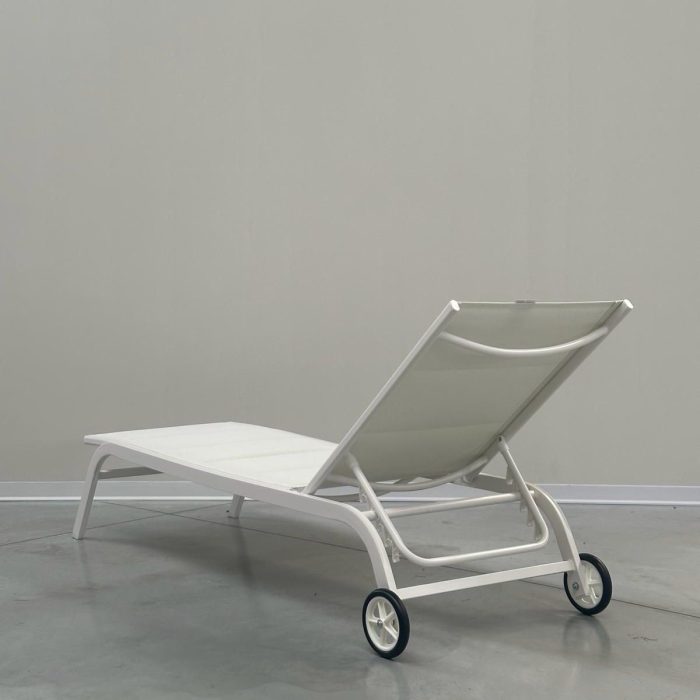 LETTINO PRENDISOLE IN ALLUMINIO BIANCO - immagine 3